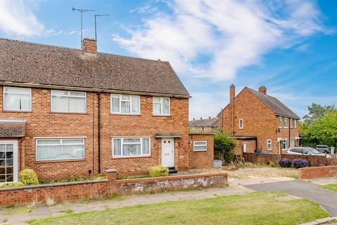 2 bedroom semi-detached house for sale, Elizabeth Road, Kettering NN16