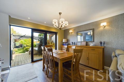 36 Bartley Road, Benfleet, SS7 4DB