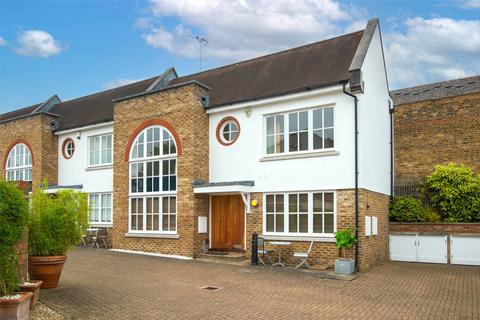 2 bedroom end of terrace house for sale, Abercorn Mews, Richmond, TW10