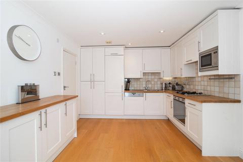 1 Abercorn Mews, Richmond, TW10 6BY