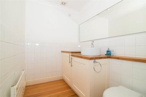 1 Abercorn Mews, Richmond, TW10 6BY