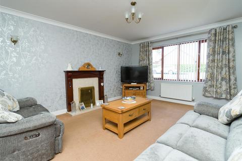 4 bedroom detached house for sale, Naylor Fields, Arddleen, Llanymynech.