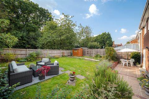 10 Benning Way, Wokingham, RG40 1XX