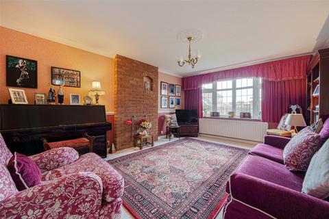 10 Benning Way, Wokingham, RG40 1XX