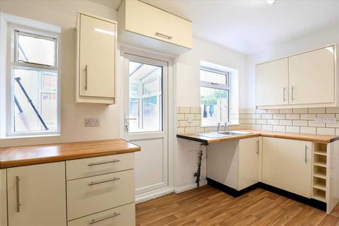 undefined, Poplar Road, Finedon