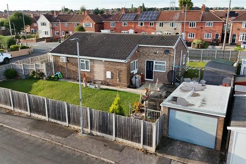 3 bedroom detached bungalow for sale, Askham Grove, Upton WF9