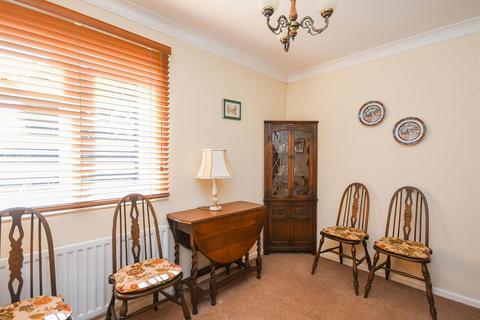 2 bedroom flat for sale, 24 Manor Gardens, High Street, Wombourne