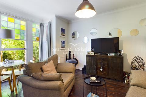 1 bedroom flat to rent, Culverden Road, London, SW12