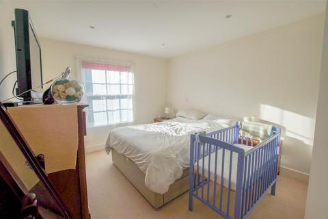 2 bedroom apartment to rent, St Agnes Place, Chichester