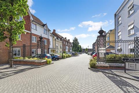 2 bedroom apartment to rent, St Agnes Place, Chichester