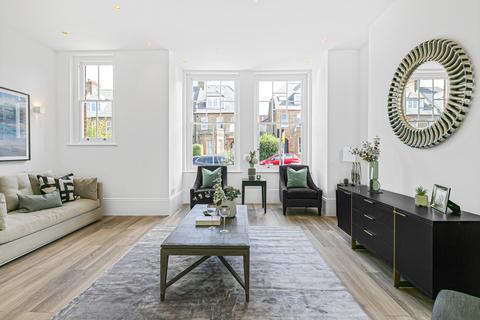 4 bedroom semi-detached house for sale, Killieser Avenue, London, SW2