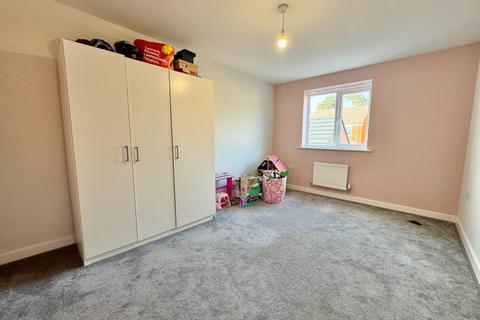 23 Ashton Way, Northampton, NN2 7AR