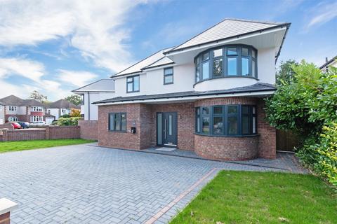 3 bedroom detached house for sale, Boleyn Avenue, Ewell