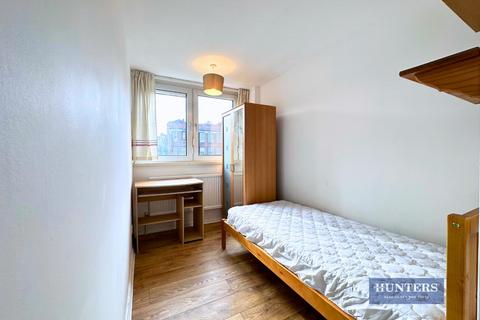 3 bedroom flat to rent, Haverstock Road, London