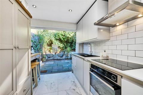 2 bedroom flat for sale, Solon Road, London, SW2