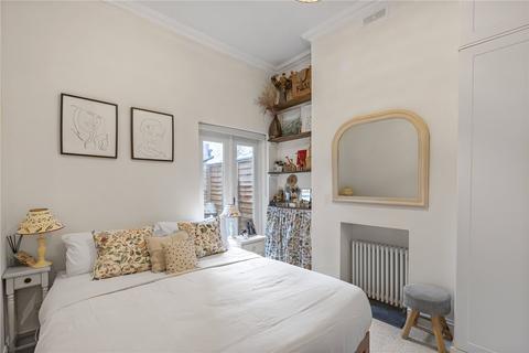 2 bedroom flat for sale, Solon Road, London, SW2