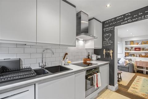 2 bedroom flat for sale, Solon Road, London, SW2