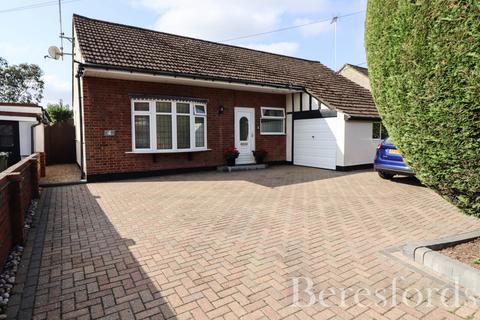 2 bedroom bungalow for sale, Potash Road, Billericay, CM11