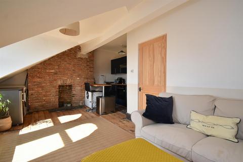 1 bedroom flat for sale, St. Helens Road, Hastings