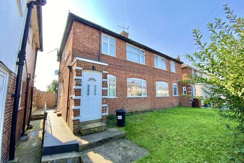 2 bedroom maisonette for sale, Willow Tree Lane, Hayes