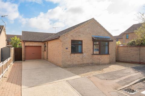 3 bedroom detached bungalow for sale, Woodchurch Avenue, Carlton Colville