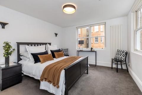 1 bedroom apartment for sale, Nevern Square, Earls Court, London, SW5