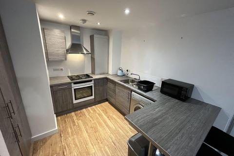 2 bedroom flat to rent, Sharp Street, Manchester M4