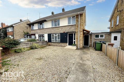 3 bedroom semi-detached house for sale, Sefton Avenue, Wisbech