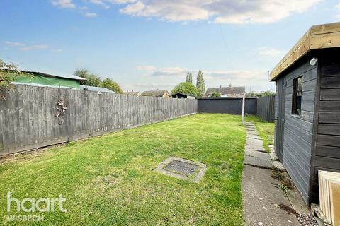 3 bedroom semi-detached house for sale, Sefton Avenue, Wisbech