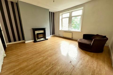 2 bedroom terraced house for sale, Whitegate Road, Halifax HX3