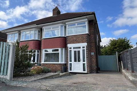 4 bedroom semi-detached house for sale, Newland Drive, Scunthorpe