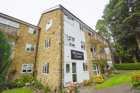 2 bedroom flat to rent, Woodlea Court, Alwoodley, Leeds