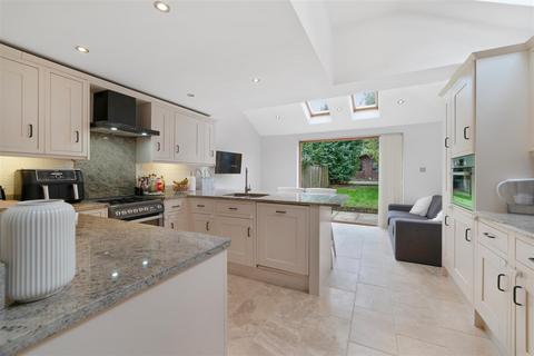 43 Elm Road, Windsor, SL4 3NB