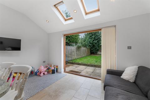 43 Elm Road, Windsor, SL4 3NB