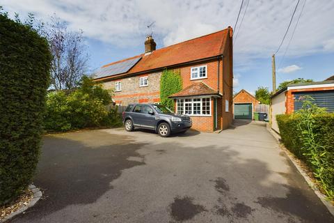 3 bedroom semi-detached house for sale, New Road, Tadley, RG26