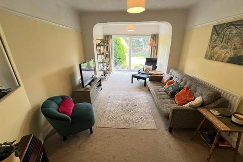 16 Forest Road, Heswall, Wirral, CH60 5SW