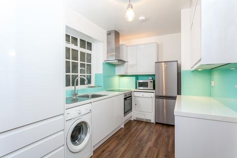 2 bedroom flat to rent, Coram Street, Russell Square WC1N