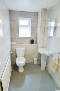 6 Bellmount Green, Leeds, LS13 2NE