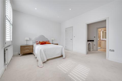 4 bedroom end of terrace house for sale, Hannell Road, London, SW6