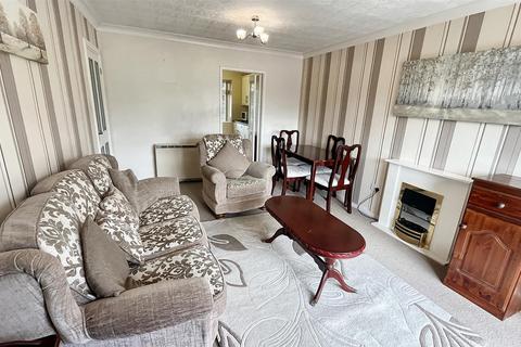 2 bedroom maisonette for sale, Redwood Croft, Birmingham B14