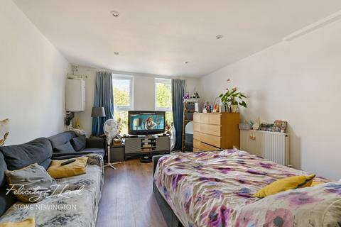 3 bedroom end of terrace house for sale, Sanford Walk, Stoke Newington, N16