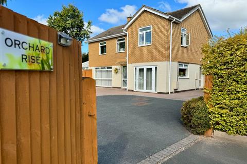 4 bedroom detached house for sale, Whitestone, Hereford, HR1