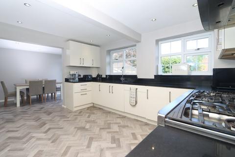 4 bedroom detached house for sale, Mill Lane, Blakedown, Blakedown, DY10