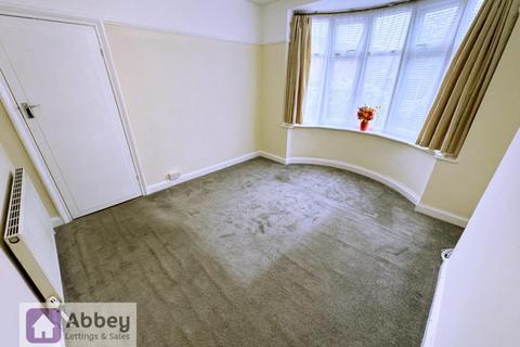 3 bedroom semi-detached house for sale, Glenfield Road, Leicester