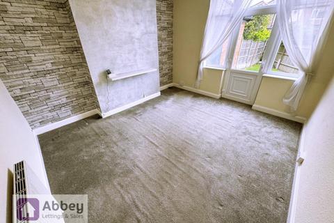 3 bedroom semi-detached house for sale, Glenfield Road, Leicester