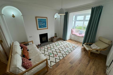 4 bedroom terraced house for sale, 18  High Terrace, New Quay, SA45