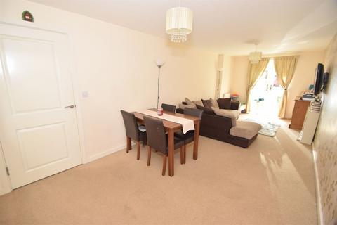 2 bedroom apartment for sale, Ward View, Chatham, ME5