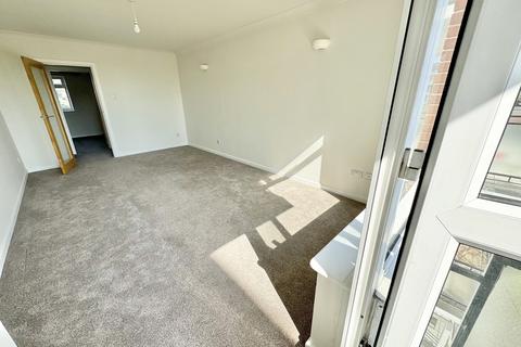 2 bedroom flat for sale, Parkstone Road, Poole, BH15