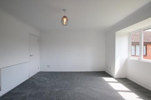 2 bedroom maisonette for sale, Wiltshire Drive, Wokingham, RG40