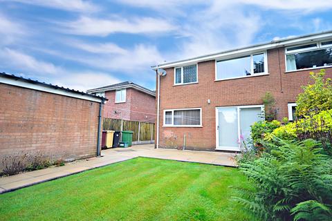 3 bedroom semi-detached house to rent, Barnston Close, Bolton, BL1